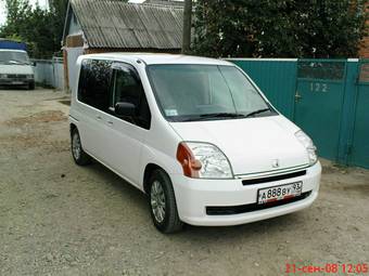 2002 Honda Mobilio Photos