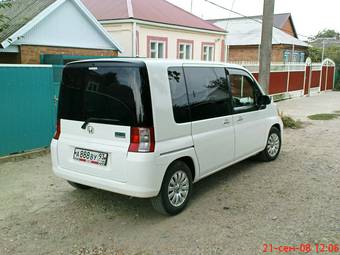 2002 Honda Mobilio Pictures