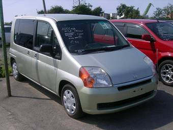 2002 Honda Mobilio Photos