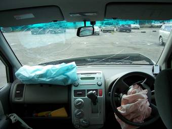 2002 Honda Mobilio Photos