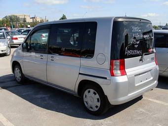 2002 Honda Mobilio Photos