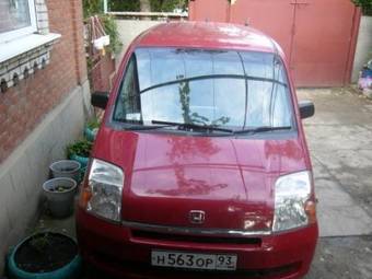 2002 Honda Mobilio Photos