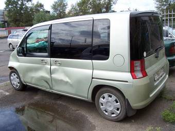 2002 Honda Mobilio Photos