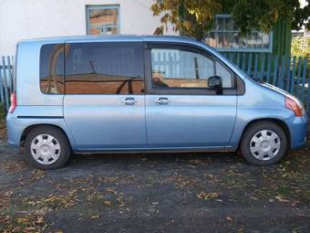 2002 Honda Mobilio Photos