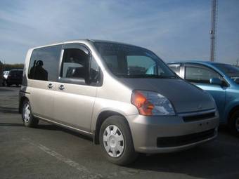 2002 Honda Mobilio Photos