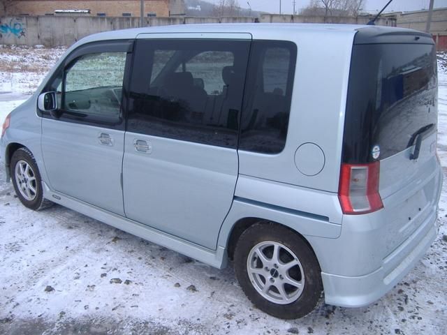 2003 Honda Mobilio