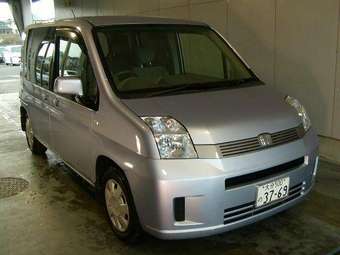 2003 Honda Mobilio Pictures