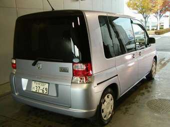 2003 Honda Mobilio Photos