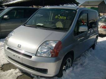 2003 Honda Mobilio Pictures
