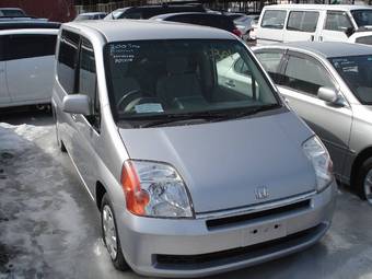 2003 Honda Mobilio Photos