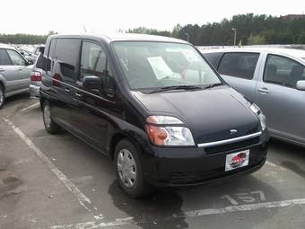 2003 Honda Mobilio Photos