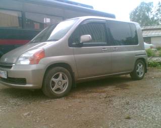 2003 Honda Mobilio Photos