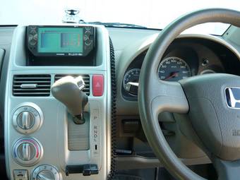 2003 Honda Mobilio Pictures