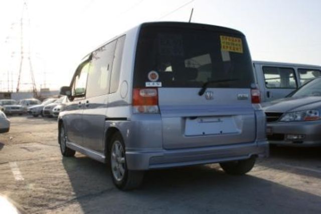 2004 Honda Mobilio