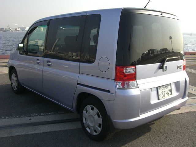 2004 Honda Mobilio