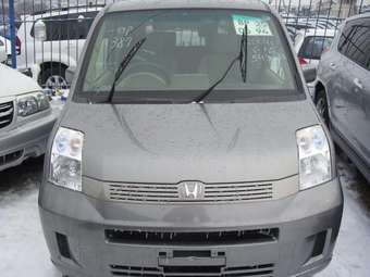 2004 Honda Mobilio