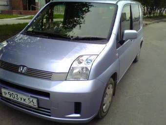 2004 Honda Mobilio Pictures