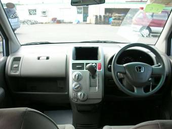 2004 Honda Mobilio Wallpapers