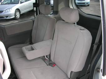 2004 Honda Mobilio Pics