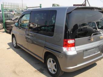 2004 Honda Mobilio Photos