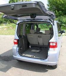 2004 Honda Mobilio Pictures