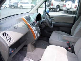2004 Honda Mobilio Photos
