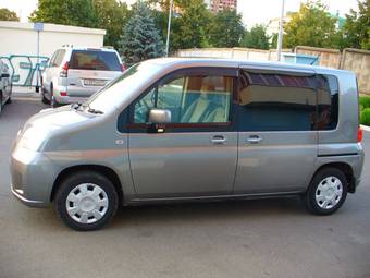 2005 Honda Mobilio Photos