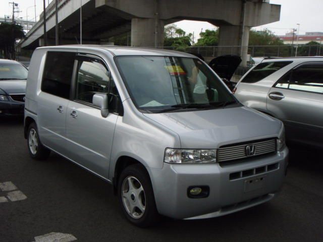 2002 Honda Mobilio Spike