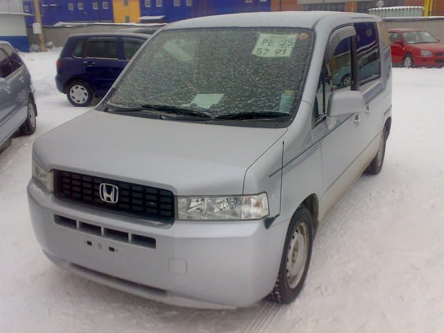 2002 Honda Mobilio Spike