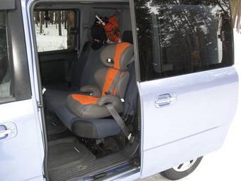 2002 Honda Mobilio Spike Pictures