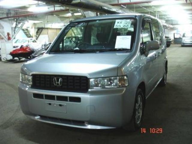 2003 Honda Mobilio Spike