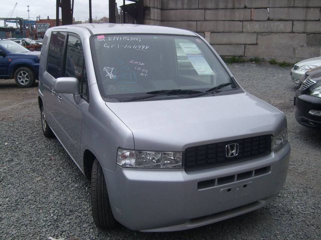 2003 Honda Mobilio Spike