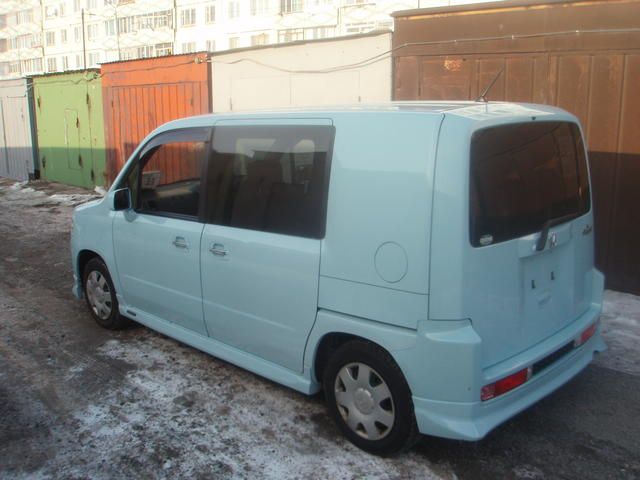 2003 Honda Mobilio Spike