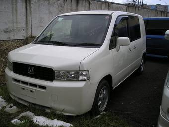 2003 Honda Mobilio Spike Pictures