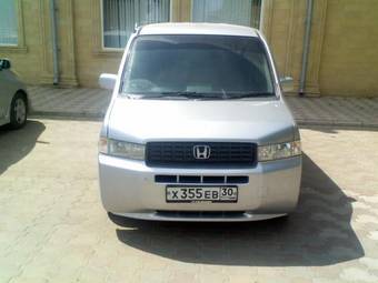 2003 Honda Mobilio Spike Photos