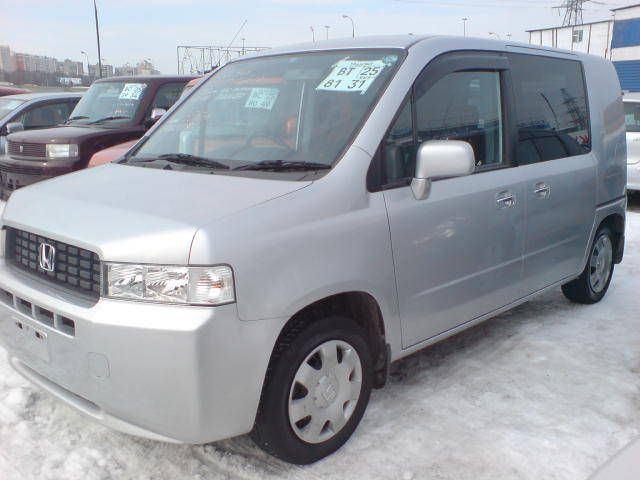 2004 Honda Mobilio Spike