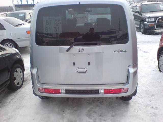 2004 Honda Mobilio Spike
