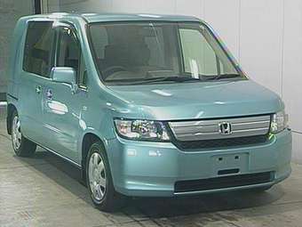 2005 Honda Mobilio Spike Photos