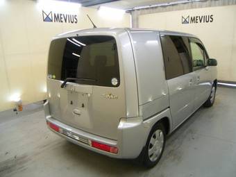 2005 Honda Mobilio Spike Photos