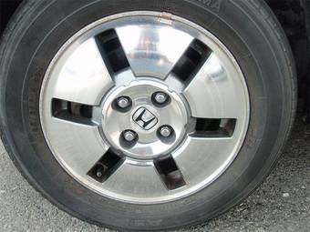 2005 Honda Mobilio Spike Photos