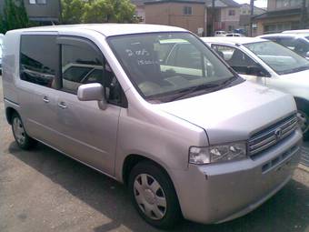 2005 Honda Mobilio Spike Pics