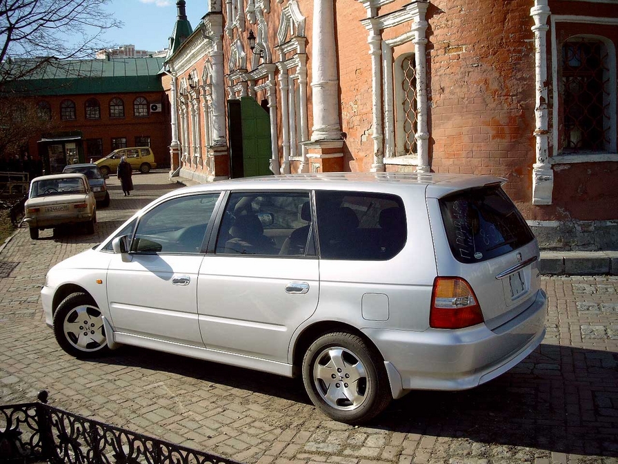 2000 Honda Odyssey Photos