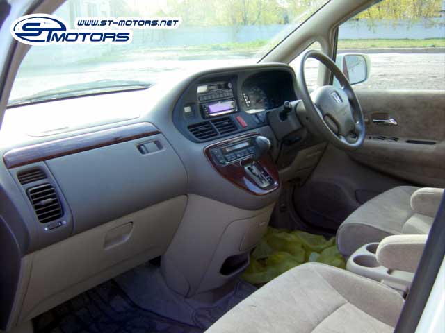 2000 Honda Odyssey Photos