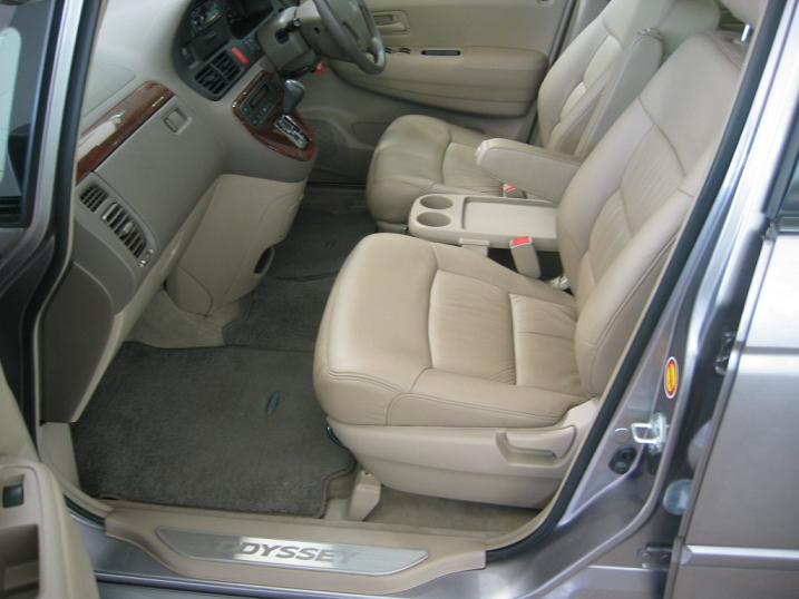 2000 Honda Odyssey Images
