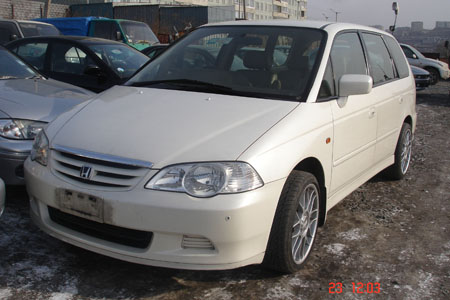 2000 Honda Odyssey Photos