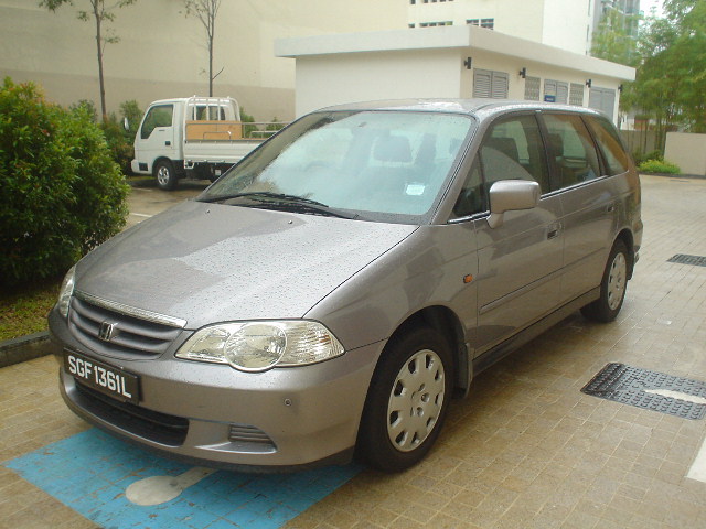 2000 Honda Odyssey Photos