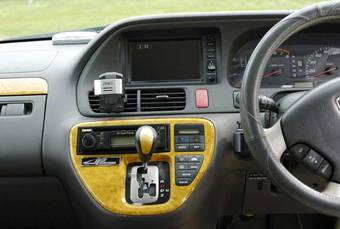 2000 Honda Odyssey Photos