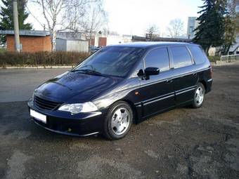 2000 Honda Odyssey Photos