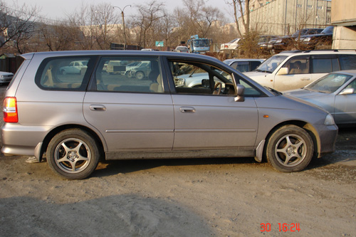 2001 Honda Odyssey Images