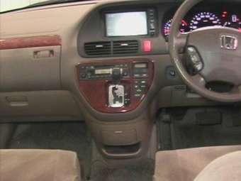 2002 Honda Odyssey Images